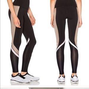 ALO Yoga Elevate Mesh Leggings